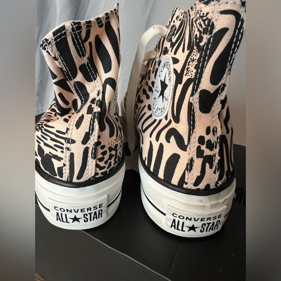 Converse Women's Animal Print High-Top Sneakers - Picture 7 of 8